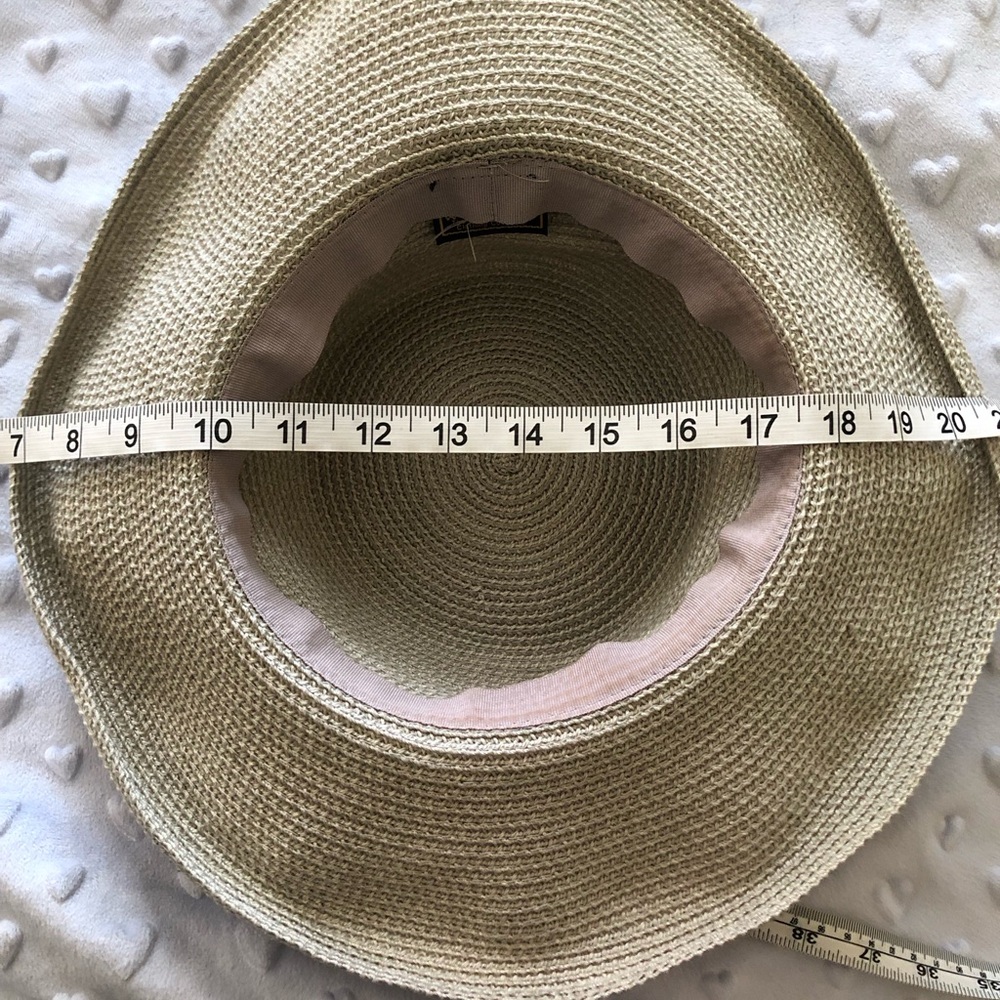 Wide Brim Sun Hat - Beige / Grayish Straw Style - Picture 8 of 8